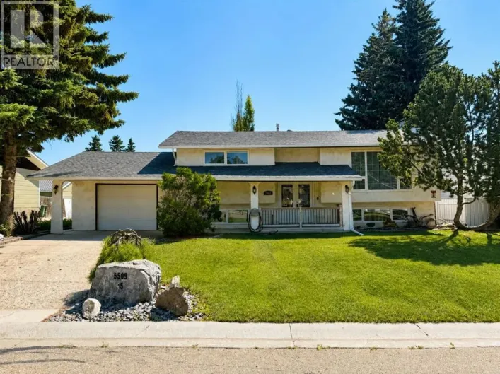 5509 45 Street, Provost