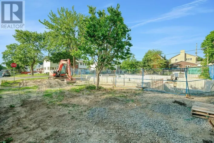 551 EDISON AVENUE, Ottawa