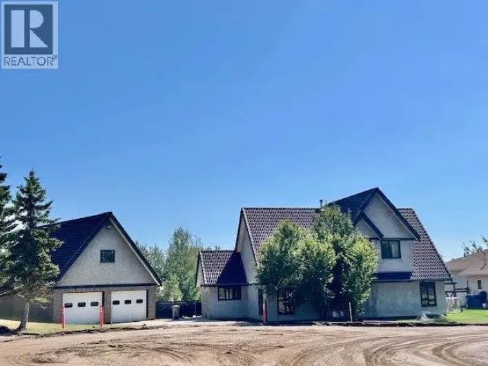 5516 MINNAKER CRESCENT, Fort Nelson
