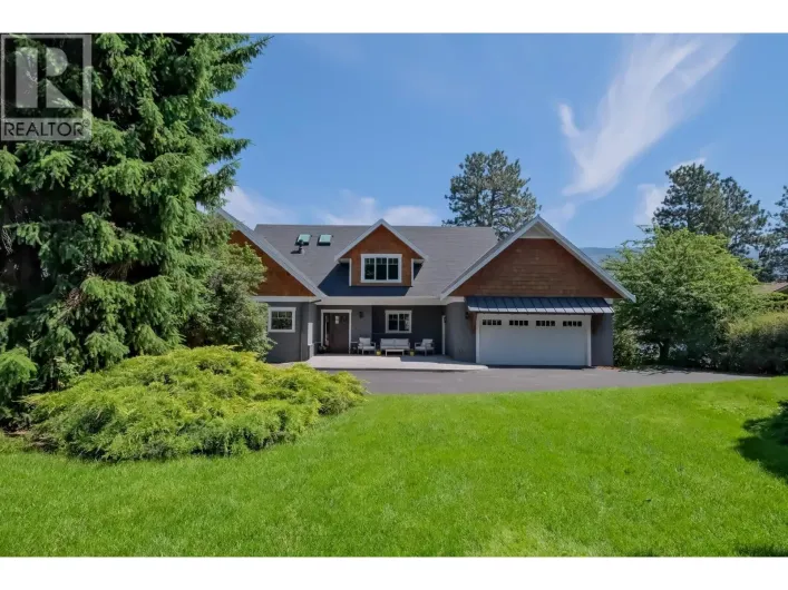 552 PINEVIEW Drive, Kaleden