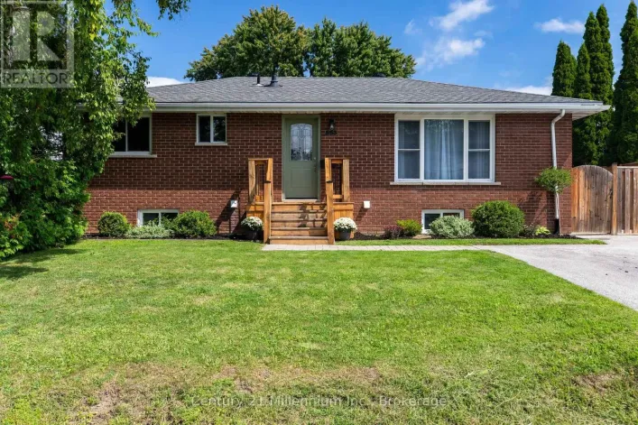 553 SPRUCE STREET, Collingwood