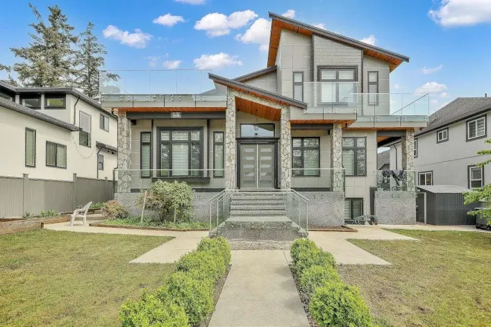 5538 184 STREET, Surrey