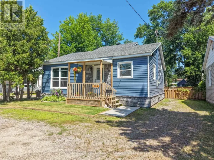 554 LAKESHORE DRIVE, North Bay