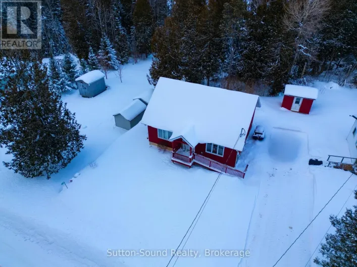 554 STOKES BAY ROAD, Northern Bruce Peninsula