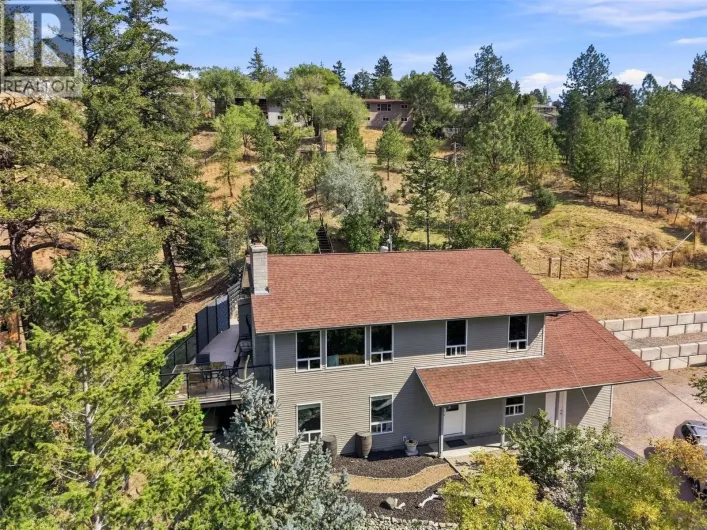 House for sale: 5545 Clearview Drive, Kamloops