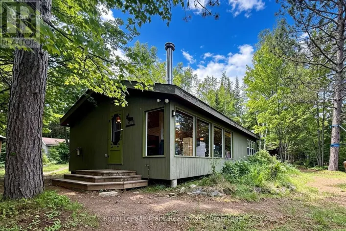 554A SOUTH MCKENZIE LAKE ROAD, South Algonquin