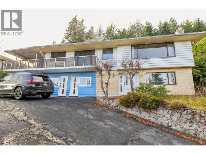 556 BALLANTREE ROAD, West Vancouver