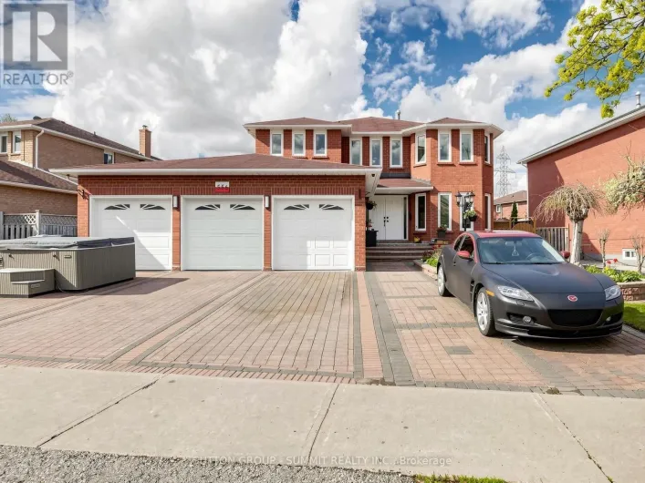 556 RAY LAWSON BOULEVARD, Brampton