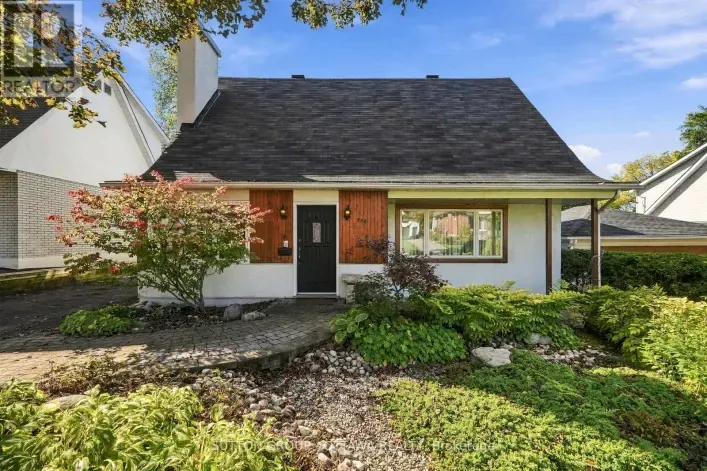 556 WESTMINSTER AVENUE NW, Ottawa