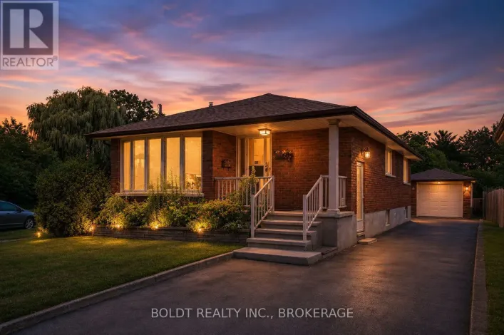 5568 DRUMMOND ROAD, Niagara Falls