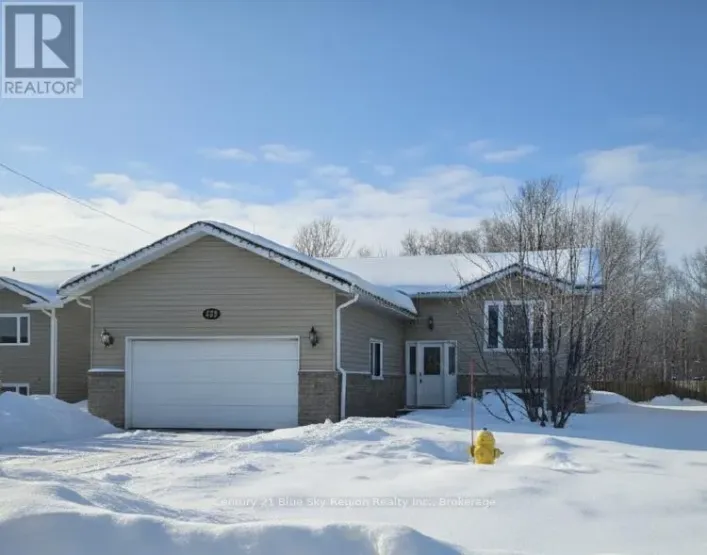 557 DEMERS STREET, West Nipissing