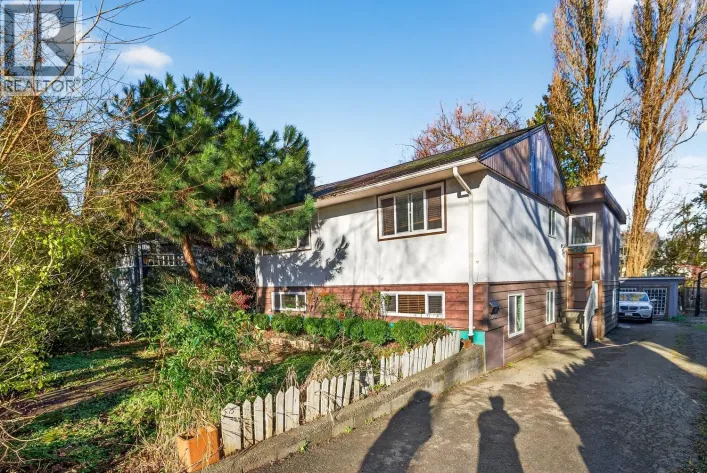 557 E 21ST AVENUE, Vancouver