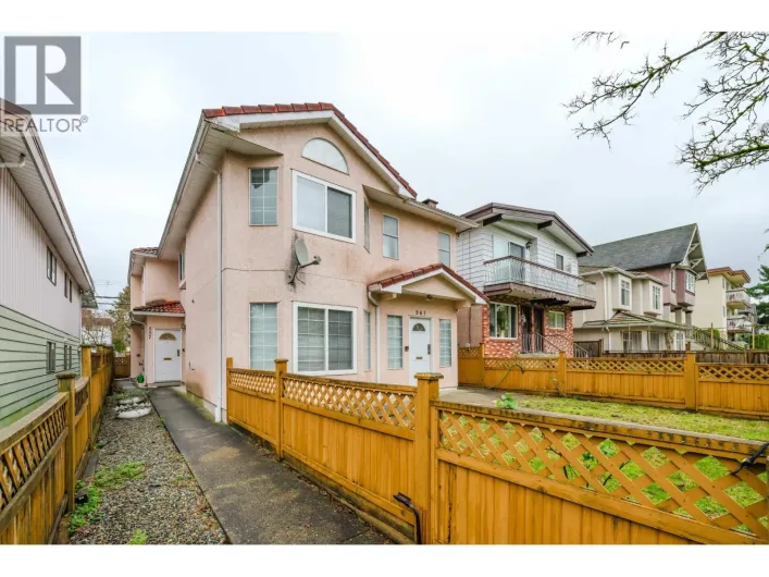 557 E 44TH AVENUE, Vancouver