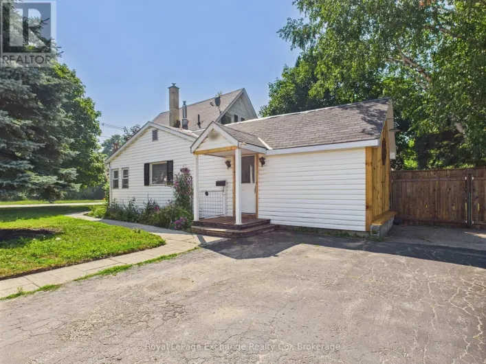 557 MARKET STREET, Saugeen Shores