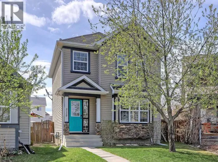 558 Evermeadow Road SW, Calgary