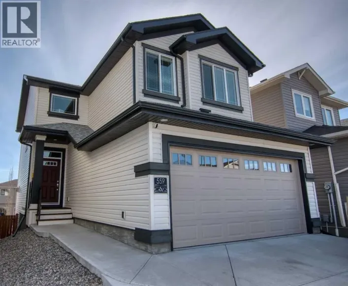 559 Moonlight Lane W, Lethbridge