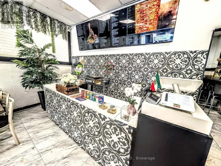 559 STEVEN COURT, Newmarket