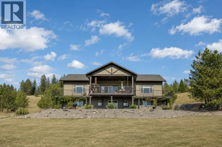 5593 LAKESIDE COURT, 103 Mile House