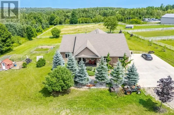 5593 TRAFALGAR ROAD, Erin
