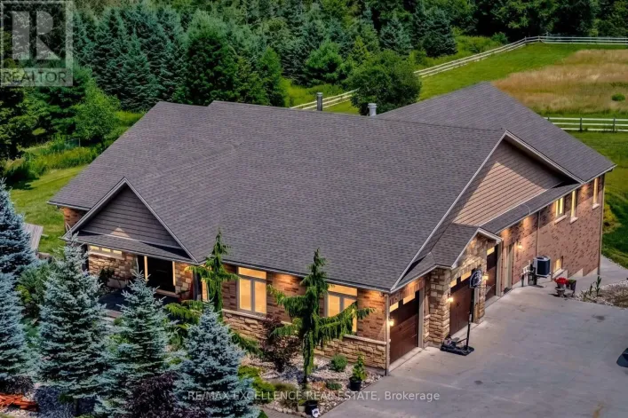 House for sale: 5593 TRAFALGAR ROAD, Erin