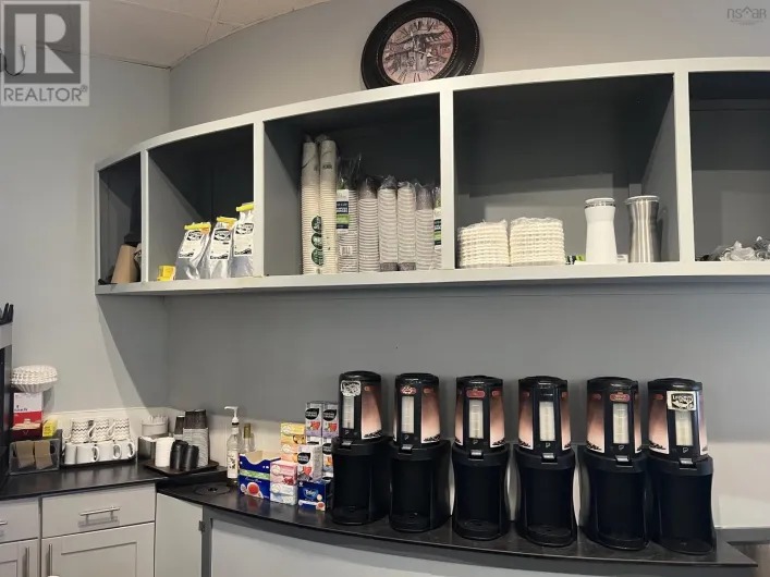 5595 Fenwick Street, Halifax Peninsula