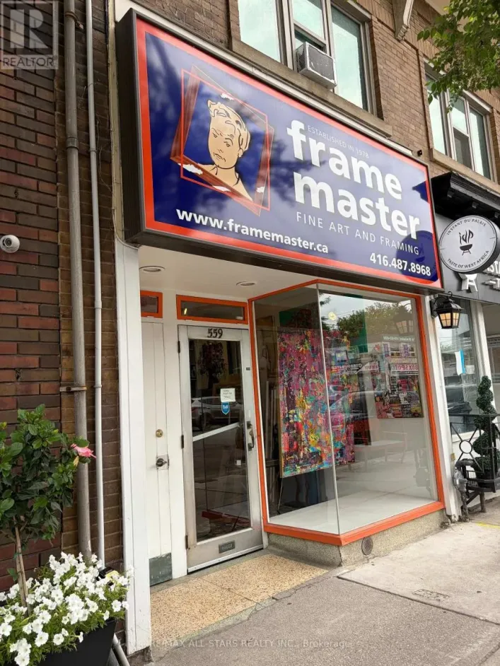 559A MOUNT PLEASANT ROAD, Toronto