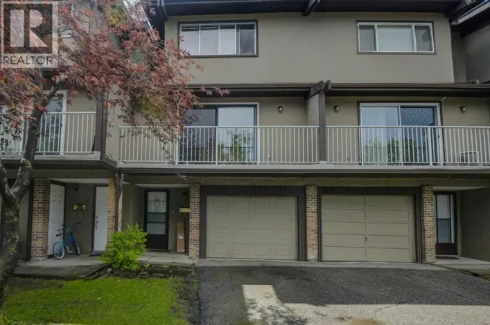 56, 1055 72 Avenue NW, Calgary