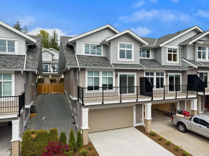 56 20449 66 AVENUE, Langley