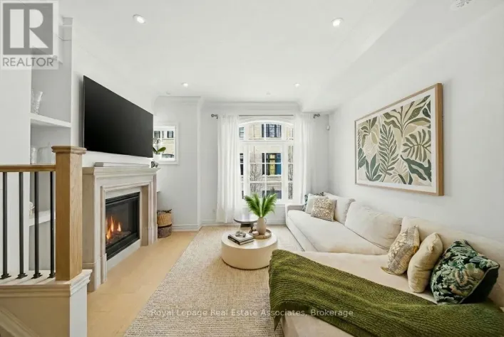 56 - 30 LUNAR CRESCENT, Mississauga