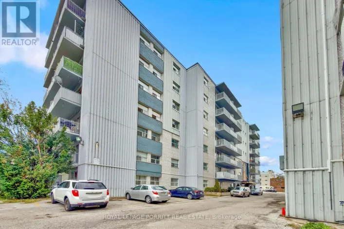 56 - 4 SUPERIOR AVENUE, Toronto
