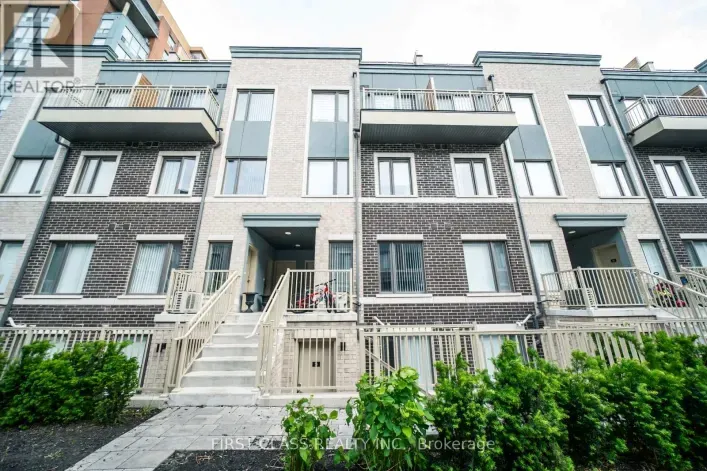 Row / Townhouse for rent: 56 - 5 WILLIAM JACKSON WAY, Toronto