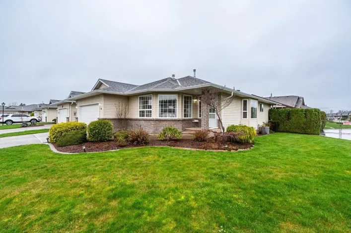 56 7292 ELM ROAD|Agassiz, Agassiz