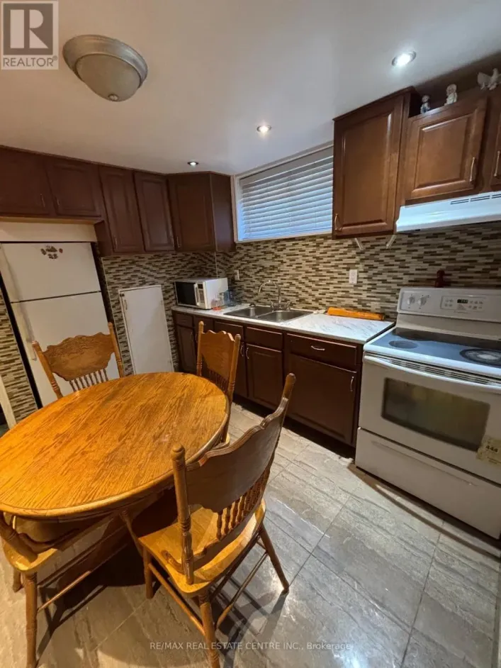 56 ARDGLEN DRIVE, Brampton