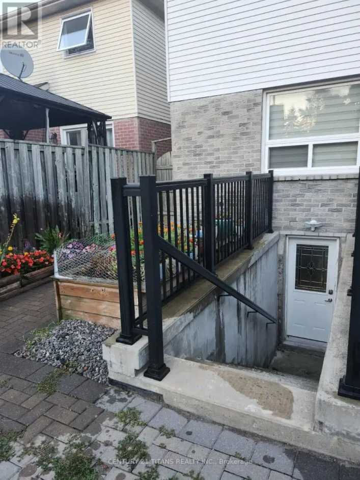 56 BARNES DRIVE, Ajax