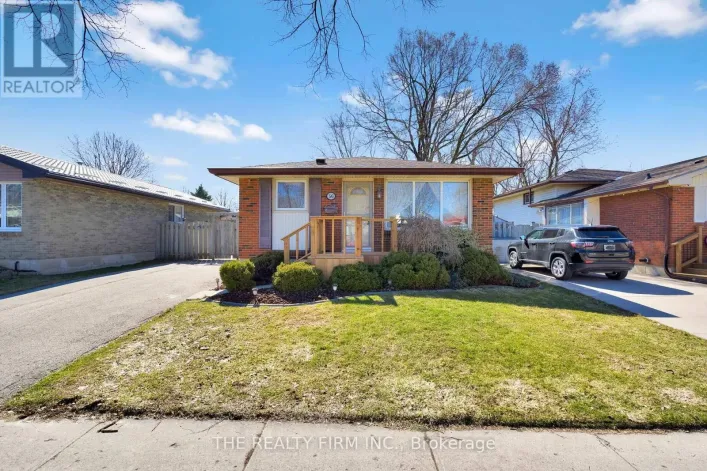 56 BARRETT CRESCENT, London South