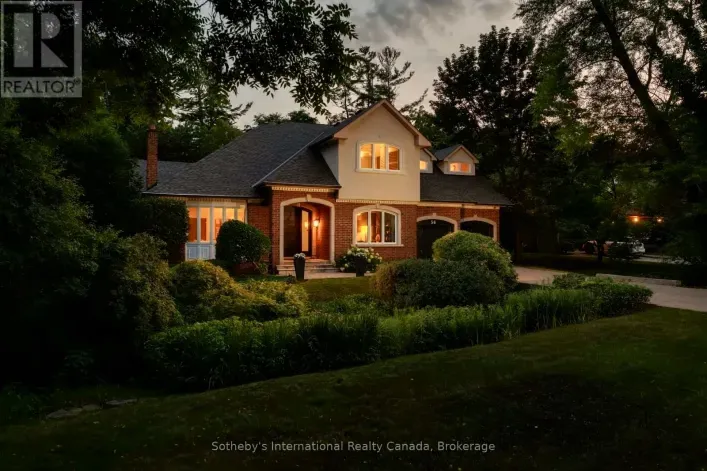 House for sale: 56 BIRCH HILL LANE, Oakville