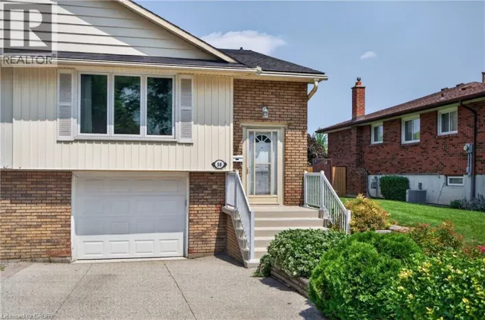 56 BROOKSTREAM Court, Hamilton