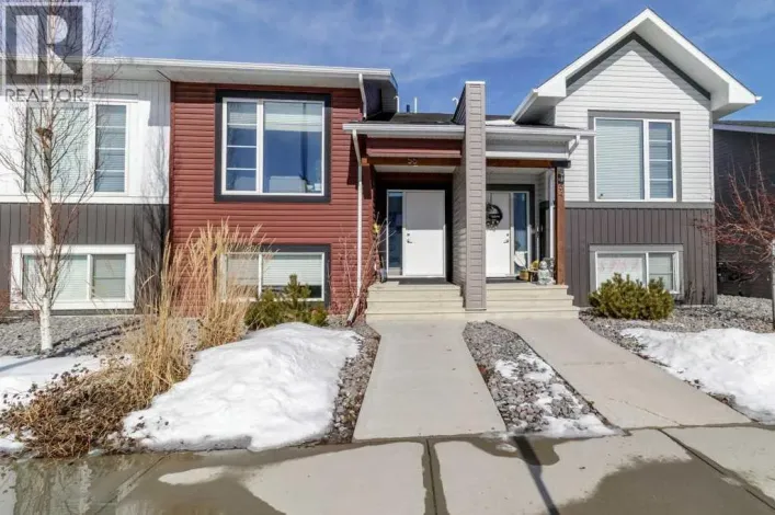 56 Evergreen, Red Deer