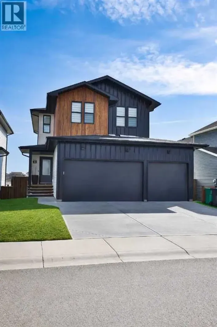 56 Greywolf Road N, Lethbridge