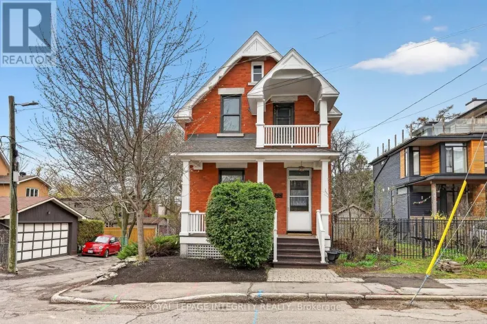 56 GROSVENOR AVENUE, Ottawa