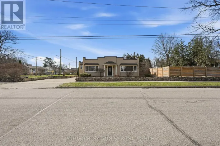 56 KING STREET, Halton Hills