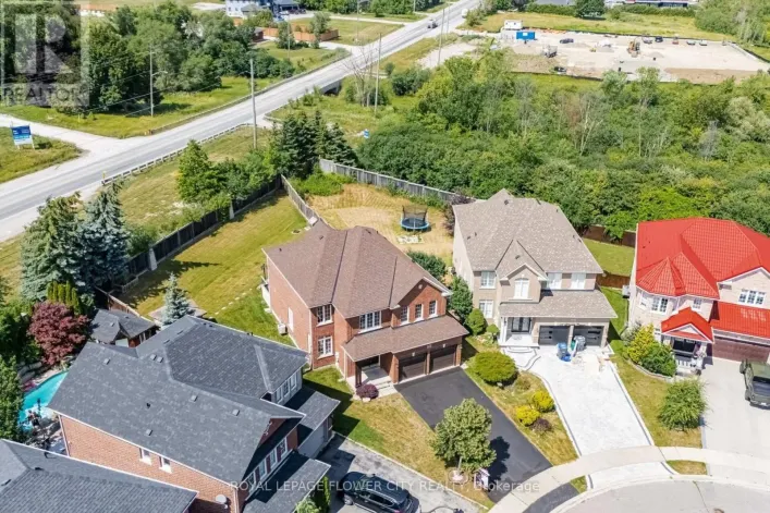 56 LAURENTIDE CRESCENT, Brampton