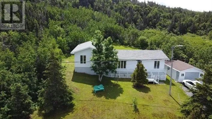 56 Main Street, Herring Neck