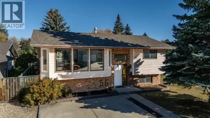 56 Marion Crescent, Red Deer