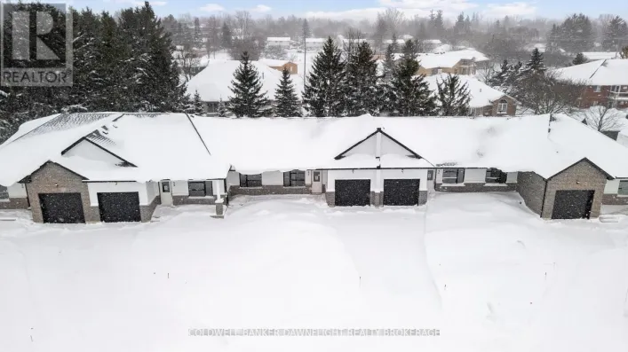 56 MOONLIGHT COURT, Central Huron