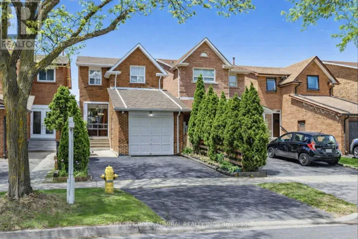 56 OAKMOUNT CRESCENT, Vaughan