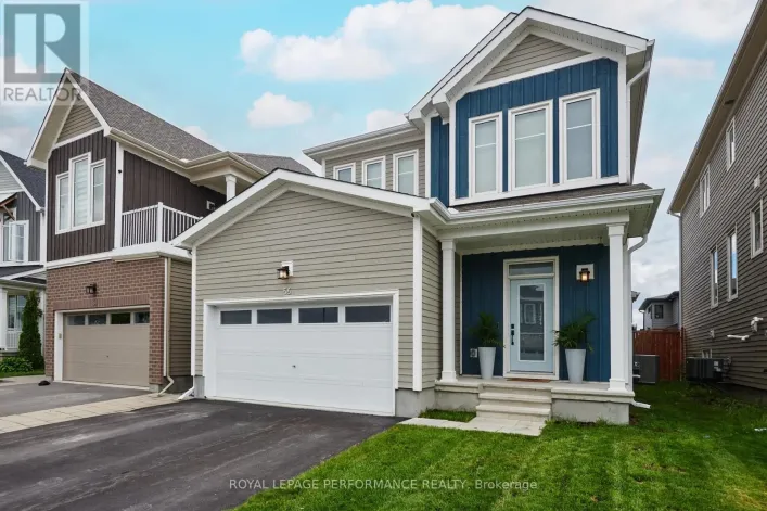 56 PELHAM CRESCENT, Ottawa