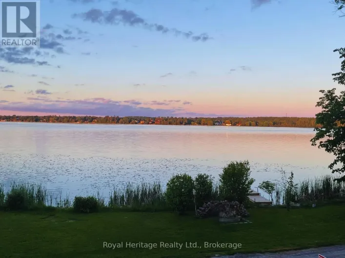 56 PINE POINT LANE, Scugog