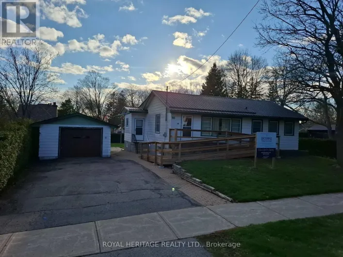 House for sale: 56 QUEEN STREET, Whitby
