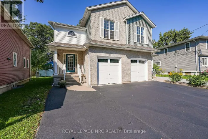 56 QUEENS CIRCLE, Fort Erie